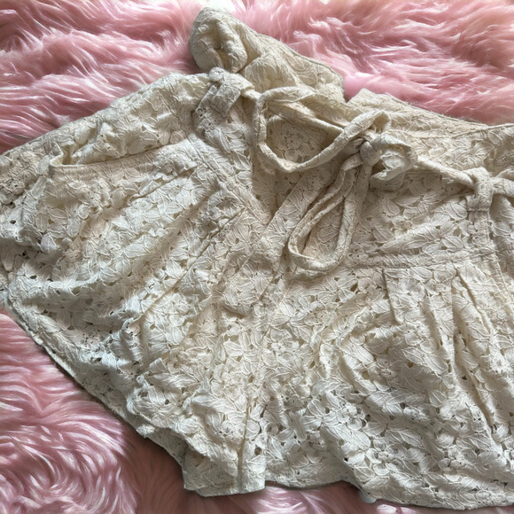 Free People Light Cream Lace Flounce Shorts - Picture 3 of 4
